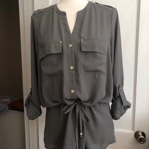 T7: The Limited Olive Green Blouse Dress Shirt